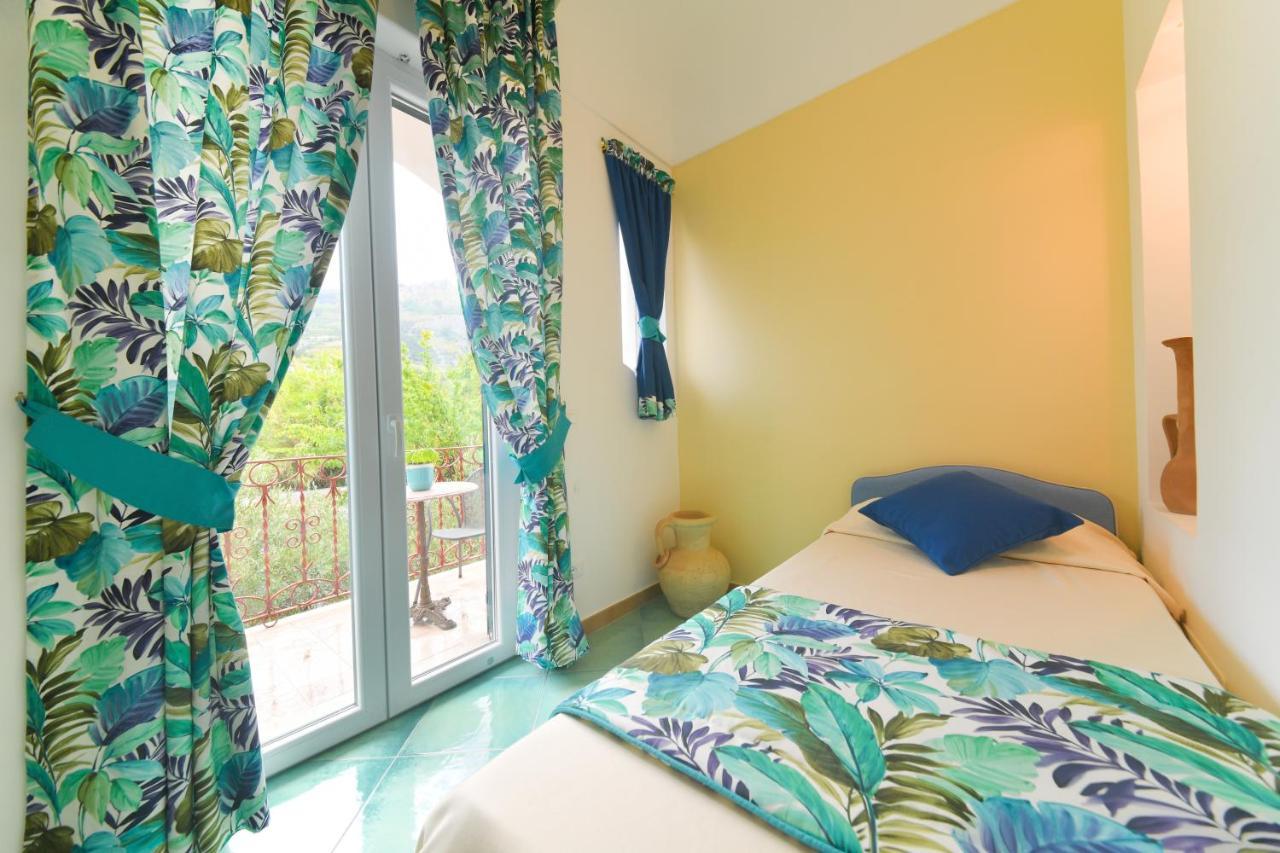 Hotel Terme Providence Forio  Bagian luar foto